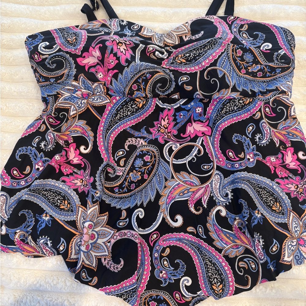 Apt. 9 Pink and Gray Bustier Swim Camisole
